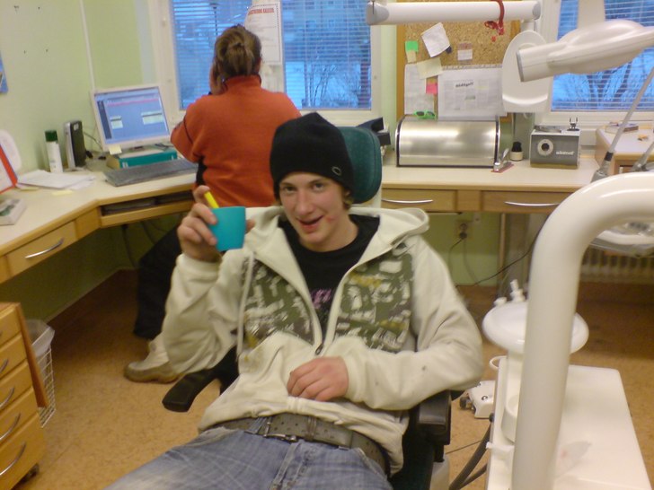 Party hos tandläkaren ;D. Åkare: Granli.