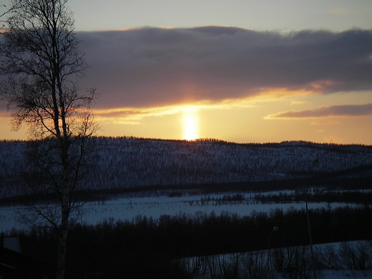Skönt ljus Över hemavan. Foto: Johan Hedlund.