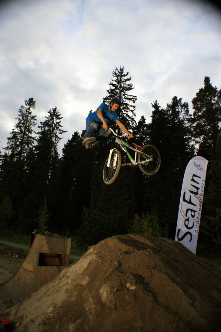 tailwhip. Foto: Johan Björklund. Åkare: Robin Walgren.