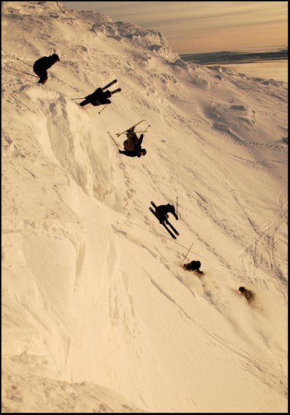 joloo och jag körde lite drops en bit från 1000m. Foto: johan schedin. Åkare: gustav cederholm.