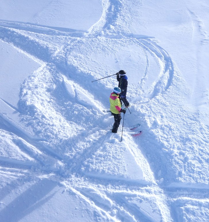 Pudderalarm!
I natt fikk vi 20 cm deilig florlett .