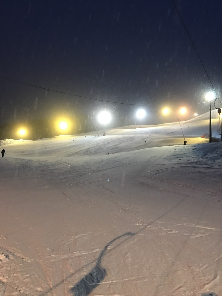 Påfyll med nysnø! Dette liker vi!
.