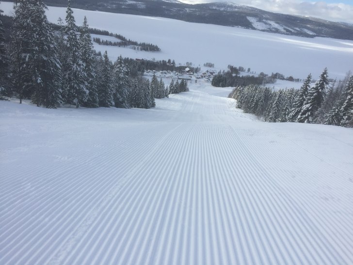 Påske????Velkommen i bakken??????
.