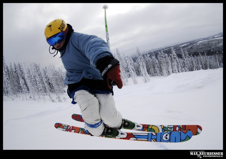 åkte och lekte lite i kläppens redline en vit s�. Foto: Max Neurisser. Åkare: Maximilliam Smith.