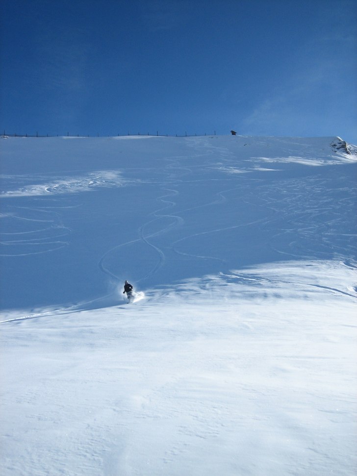Första åket den där dagen som enligt langleys t. Foto: William Flodström. Åkare: Robert Lindberg.