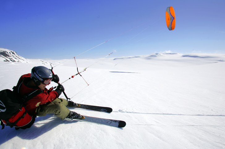Snowkite
Tack för fotot: www.ozonekites.se. Foto: Pascal Boulgakow.
