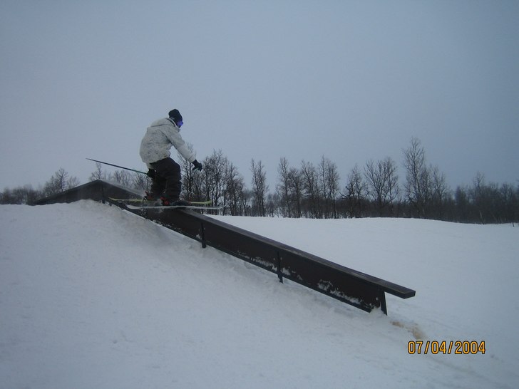 Alltid kul med Railing =). Foto: Anton Järvström. Åkare: Adam Persson.