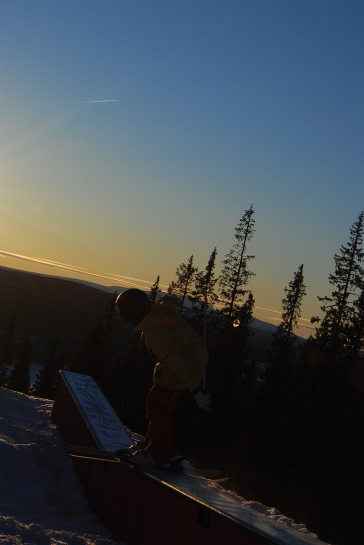 Flatup.. Foto: Petter Andersson. Åkare: Oskar Andersson.