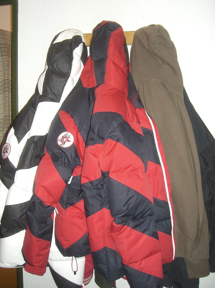 Årets och förra årets perfectmoment jacka. Foto: jag.