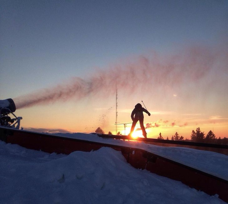 Foto: Simon Karlsson. Åkare: Tova Stå¨l.