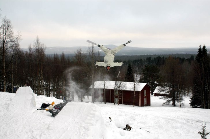 Foto: Mikael Holmgren. Åkare: Andreas Öjbrandt.