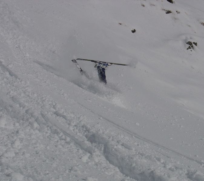 fredrik lär sig pumpa puder. Foto: per-erik edvardsson. Åkare: Frederiko lindelöv.