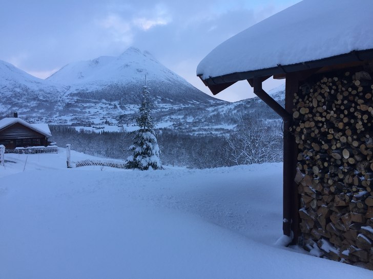 Påfyll
Herlig mye snø siste dager og enda mye me.