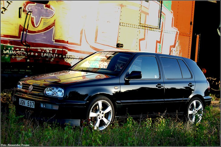 golfen. Foto: Alexander pouzar. Åkare: vw Golf vr6.