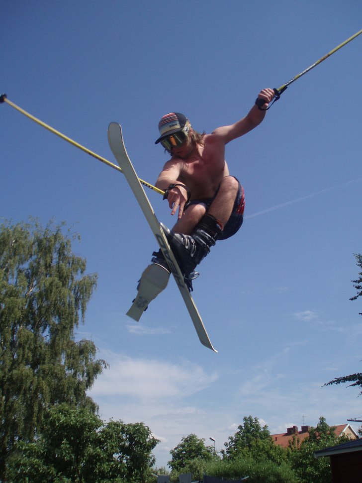 Sommar jibbing. Foto: Axel Reimbladh. Åkare: Robin Ljungqwist.
