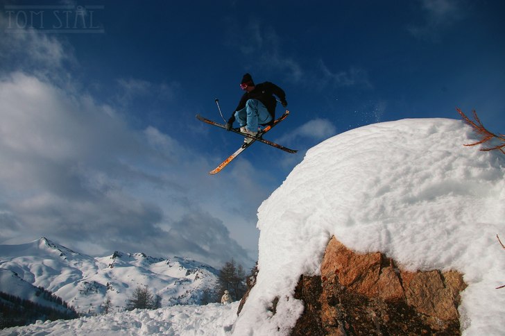 Jeppenator och andra vänner var som bortblåsta o. Foto: Tom Stål. Åkare: Gustav Frändfors.