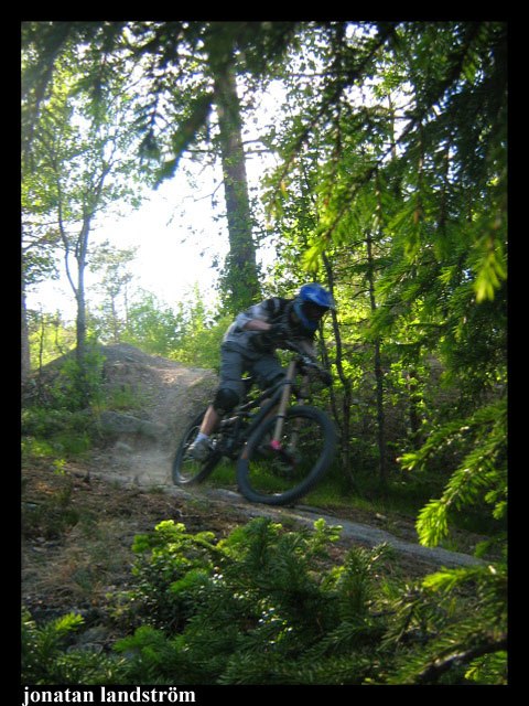 Foto: jonatan landström. Åkare: tomas kristoffersson.