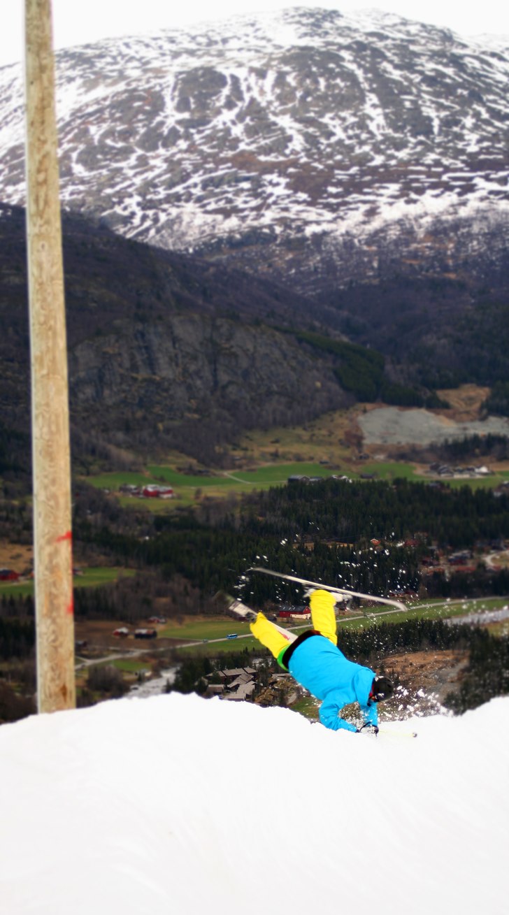 Handdrag 360 i hemsedal första maj. Foto: Rickard Croy. Åkare: Joakim Croy.