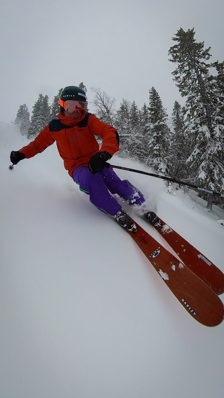 Stormskiing!.