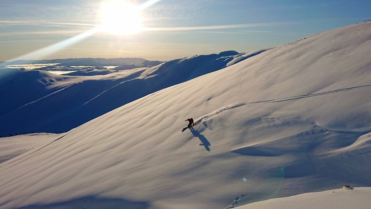 Fina pudersvängar över fjorden :).
