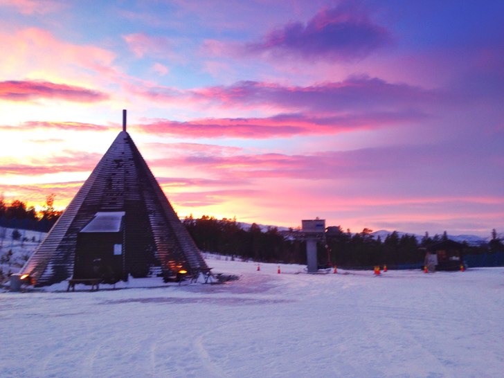 Nå kan du kjøre på ski!
Vi har lagt på snø ru.