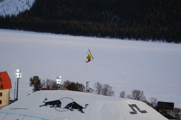 Foto: Nicklas Sivertsson. Åkare: Niklas Karlström.