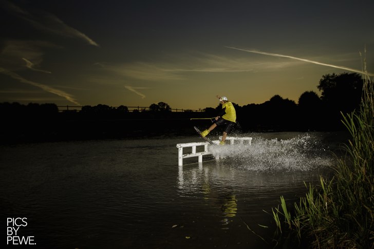 Foto: Pics by pewe. Åkare: Christian Passos Forssten.