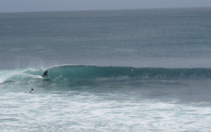 tittar in i tuben på bingin. Foto: sofia sjöberg. Åkare: jacob wester.