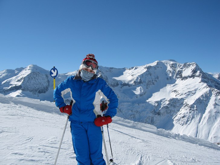 ÅKNING IN BADGASTEIN. Foto: mamma Eva. Åkare: Alexandra L.