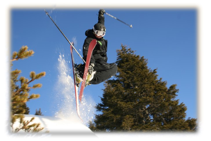 Jag kör en mutegrab ut från ett dropp.... Foto: Christian Linderholm. Åkare: Marcus Gustafsson.