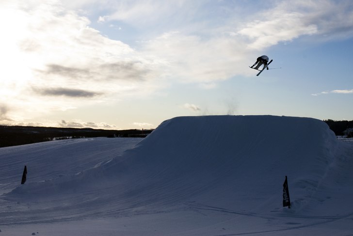 Foto: Mange Karlsson . Åkare: Viktor Backman.