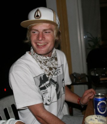 Jävligt flummig fin sensommar kväll med grill. Foto: Evelina. Åkare: Me.