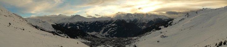 panorama på varbierdalen. Foto: niklas borgman.