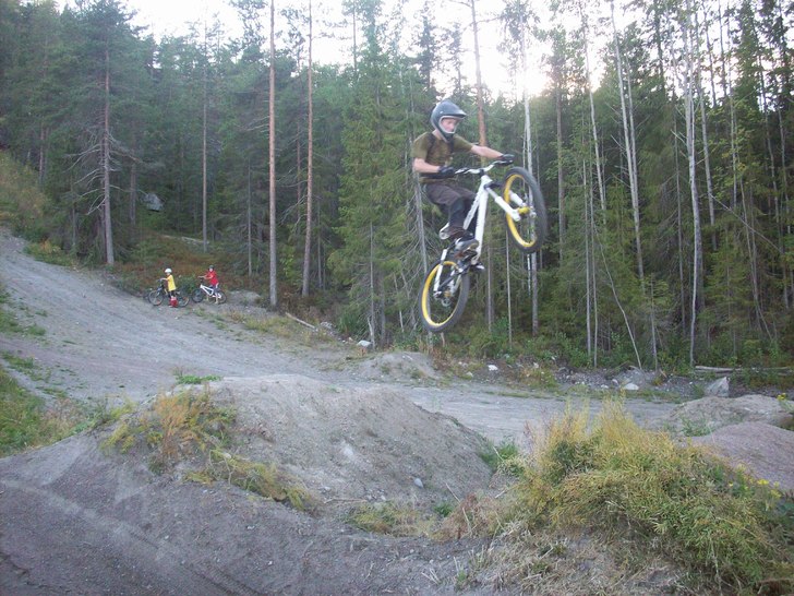 Foto: hkbikepark. Åkare: Pierre ragnarssoN.