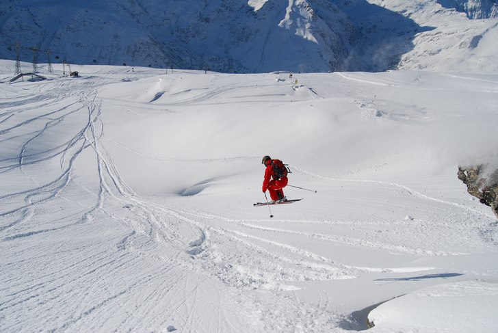 Etter lengre snøfall med dimme og dårlig sikt ko. Foto: Erik Lidas Lidstöm. Åkare: Ole-Kristian Strøm.