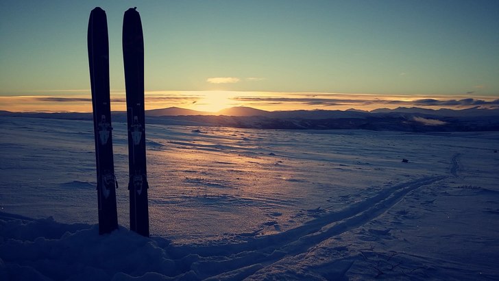I morgen åpner heisen fra 10.30 til 15.00
Det er .