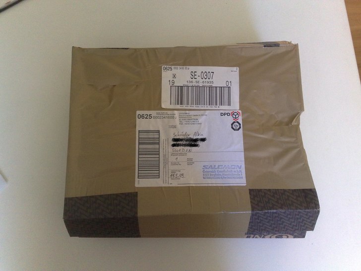 Idag kom det en litet paket i brevlådan.. Från S. Foto: Alvin Schröder.