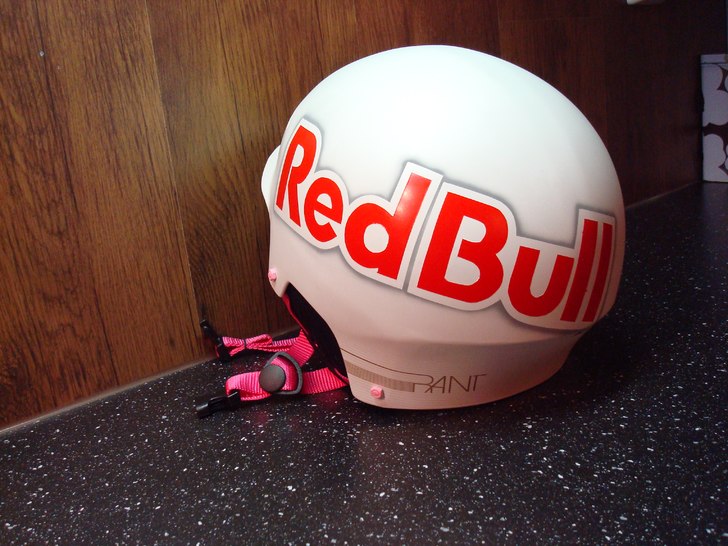 Min Nya Red Bull Hjälm :). Foto: Jag.