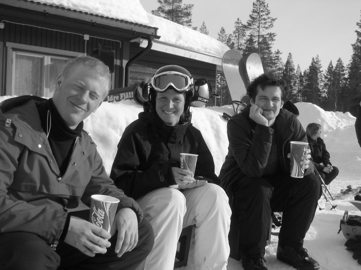 Foto: Karl Hultmark. Åkare: Elin, Nils, Emil.