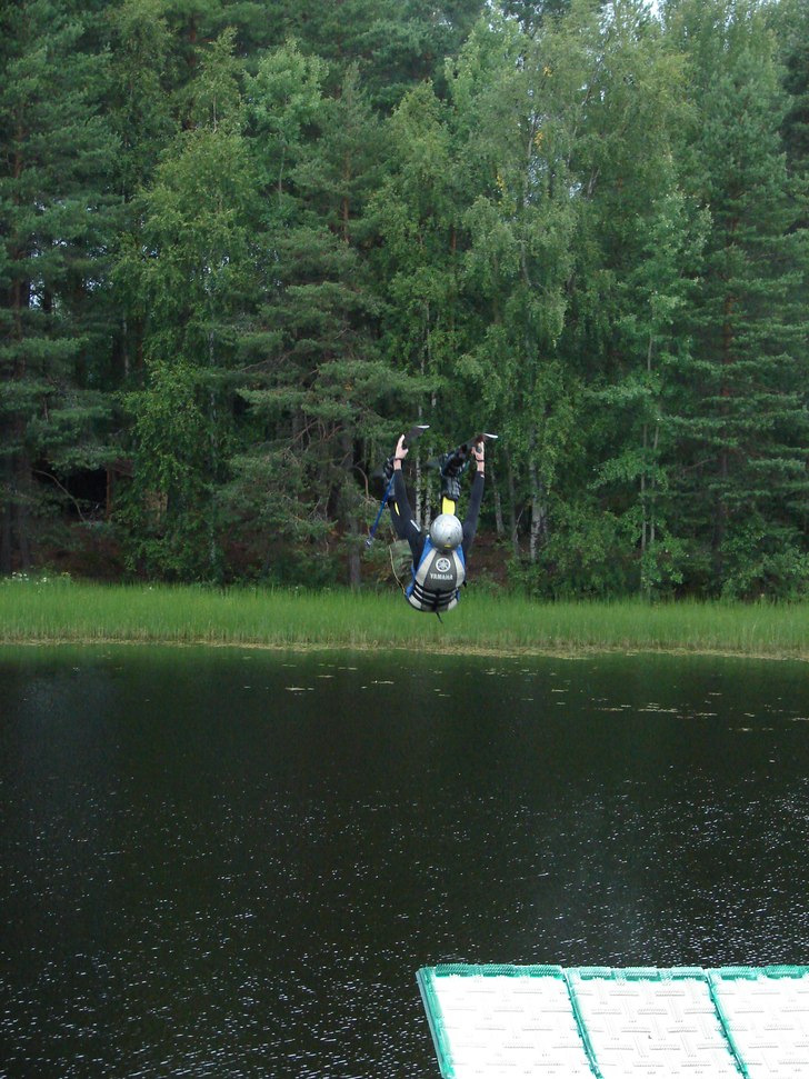 backflip !. Foto: rasmus ericson. Åkare: olle eriksson.