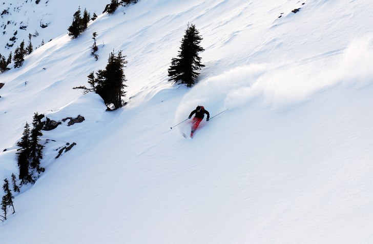 Emil hittar fina svängar i Kicking. Trots veckor . Foto: Mattias. Åkare: Emil.