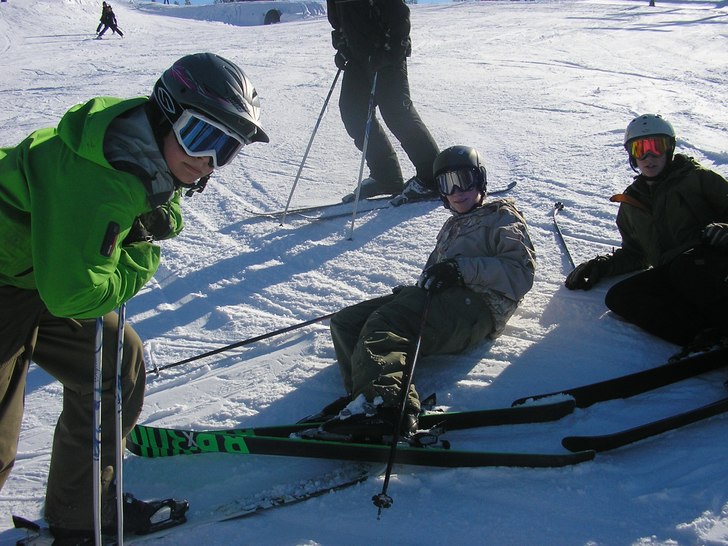 ligger å diskuterar åk!:D. Foto: mikkis!. Åkare: jagfreddeanton.