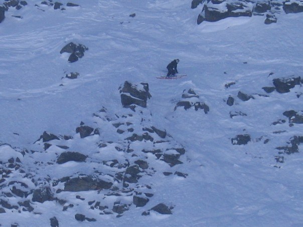 ser inte lika brant ut från denna vinkel... Foto: Danielle Hansson. Åkare: daniel qviberg.