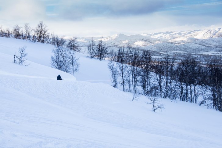 3. april
Vi har fremdeles flotte forhold i alle l�.