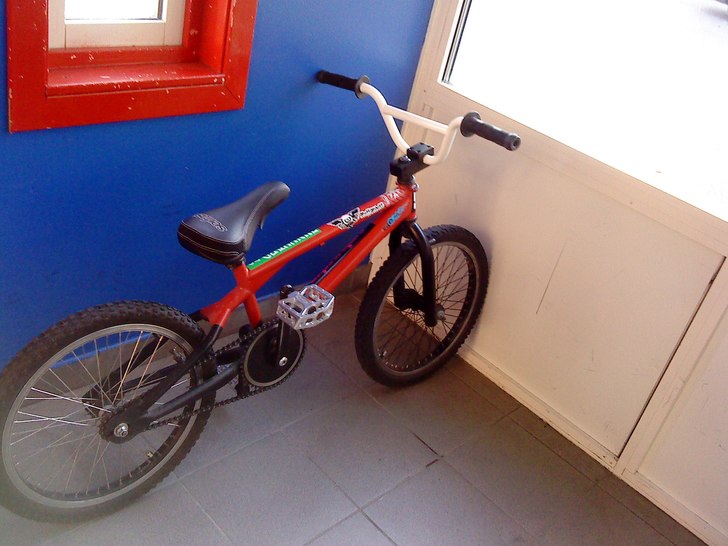 min bmx. Foto: Simpoz. Åkare:   .