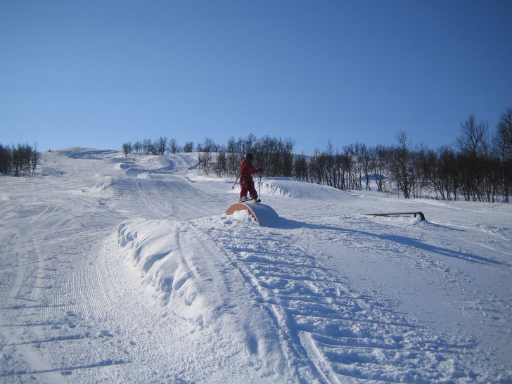 syrran blivand jibber :D. Foto: jag. Åkare: wilma då 6 år.