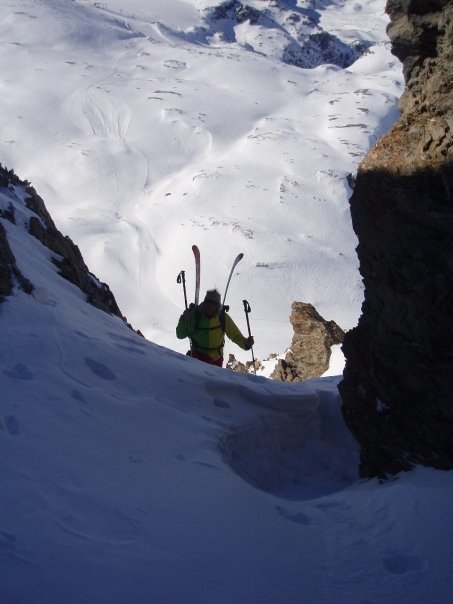 Foto: Stine Stenderup- Icelantic skis/fat bastards. Åkare: Carl DJurhed.