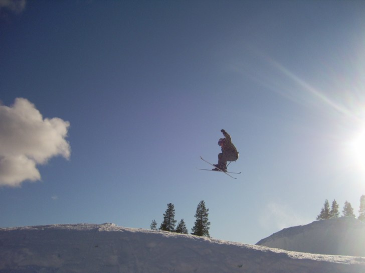 Fin bild i solen =). Foto: gustav. Åkare: jag.