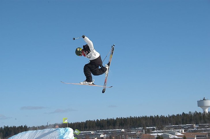 en 3a me fet en fett ful grab. Foto: lennart nilsson. Åkare: Claes Hedlund (jag).