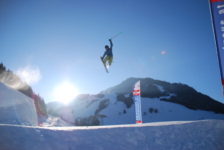 en 360 tailgrab julen 2008. Foto: Mats Elofsson. Åkare: FelixElofsson.